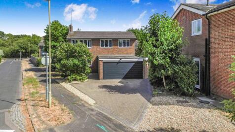 Firglen Drive, Yateley
