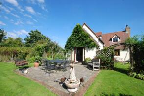 Rose Cottage, Road From C14 By Chapel Farm To Lites Farm, Wood End, Stevenage SG2 7AZ