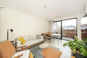 19c, Honeywood Road, London NW10 4UU