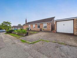 11, Simons Walk, Towcester NN12 8NX
