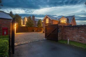 Dane Manor Lodge, Northwich Road, Dutton, Warrington WA4 4HE