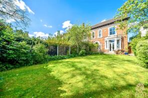 8, Claremont Road, Nottingham NG5 1BH