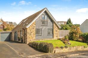 79, Taylor Hill Road, Berry Brow, Huddersfield HD4 7LS