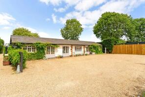 Willow Court Farm, Oakley Green Road, Oakley Green, Windsor SL4 4PZ