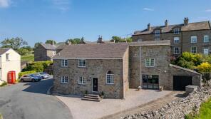 Middlegate House, New Lane, Hawes DL8 3PB