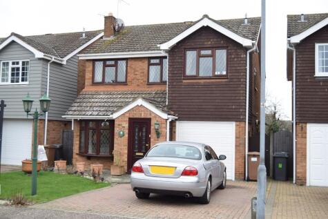 Russell Gardens, Chelmsford, CM2 8DB