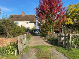 Broadview, Beech Hill Road, Beech Hill, Reading RG7 2AS