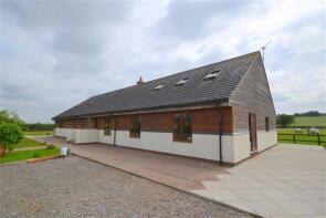 Pooks Corner Farm, Church Road Junction At Heddington Wick East To Heddington, Calne SN11 0PF