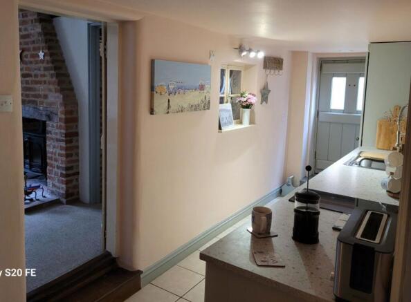 Photo 3