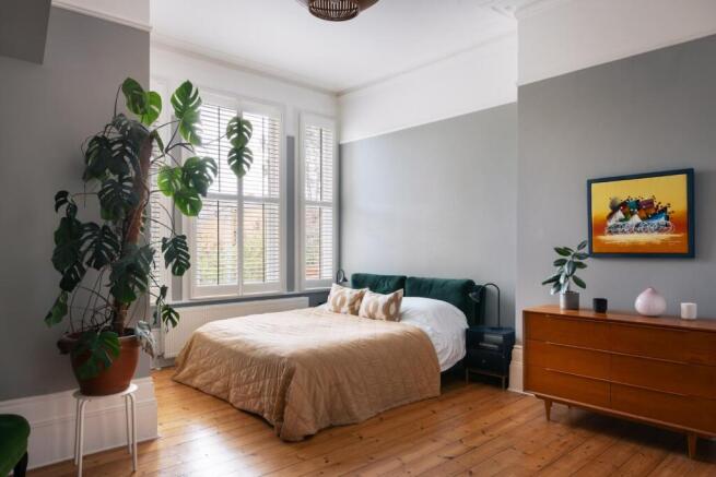 bed1.jpg
