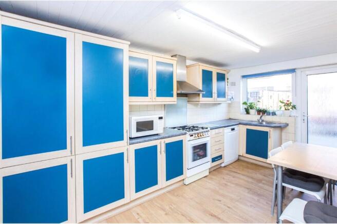 Kitchen 2