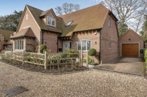 9c, The Shires, Wokingham RG41 4SZ