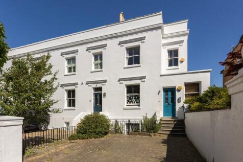 Charlwood Road,
West Putney, SW15