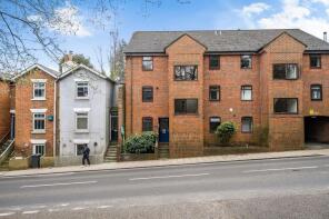 1, 23a Macklin House, Romsey Road, Winchester SO22 5HG