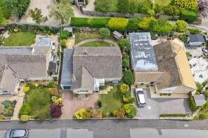 4, Beverley Gardens, Woodmancote, Cheltenham GL52 9QD