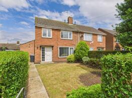32, Curzon Estate, Lincoln LN4 4LD