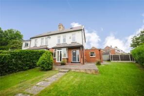 3, The Avenue, Scholes, Leeds LS15 4AS