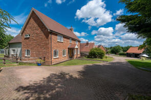 Lazy Acres, High Street, Ufford IP13 6EQ