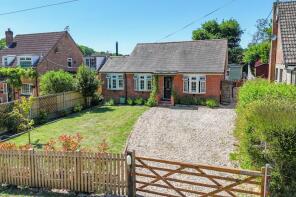 Sunnyside, Forest Road, Salisbury SP5 2BP
