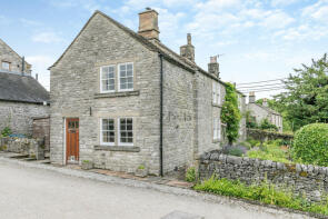 Mere Farm House, Rakes Road, Bakewell DE45 1JL