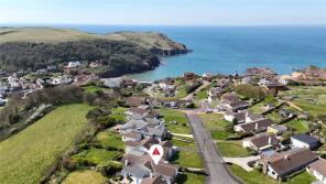 15, Channel View Drive, Kingsbridge TQ7 3HL