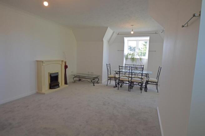 Kings Lodge Living Room 1