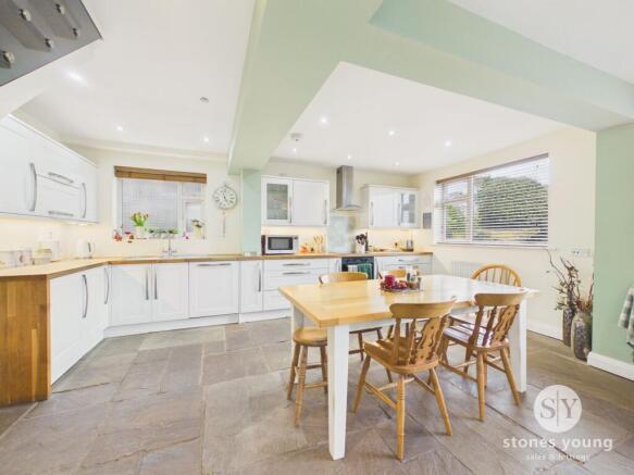 Open Plan Living Dining Kitchen