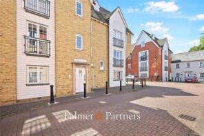 10, Edward Paxman Gardens, Colchester CO1 2NL