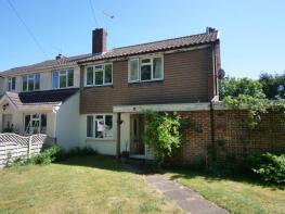 8, Highfields, Bentley IP9 2BP