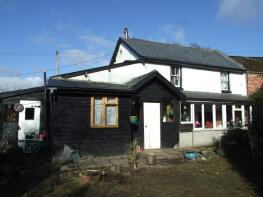 Ty Carai, Llanafanfawr, Builth Wells LD2 3PE