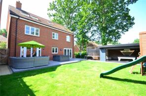 7, Birches View, East Grinstead RH19 2SW