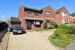 36b, Station Road, Ryde PO33 1YF