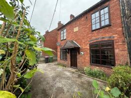 39 The Whigs, Tamworth Road, Atherstone CV9 2QH