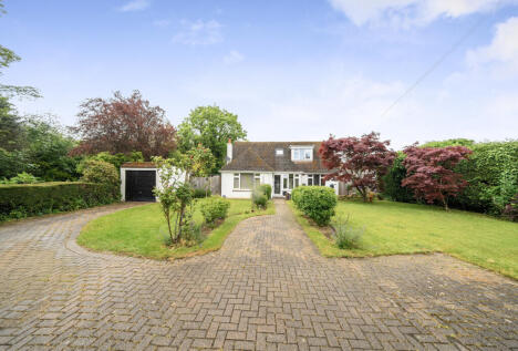 Horley Row, Horley, Surrey, RH6