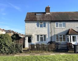 2, The Approach, Enfield EN1 3PY
