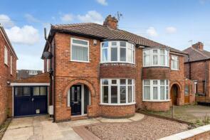 27, Yearsley Grove, Huntington, York YO31 9BX