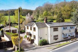 Quarry Cottage, A4103 From Halesend Grittles End To Worcestershire Boundary, Malvern WR13 5EL