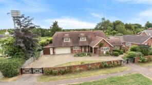 Highcroft, The Green, Luton LU2 9QL