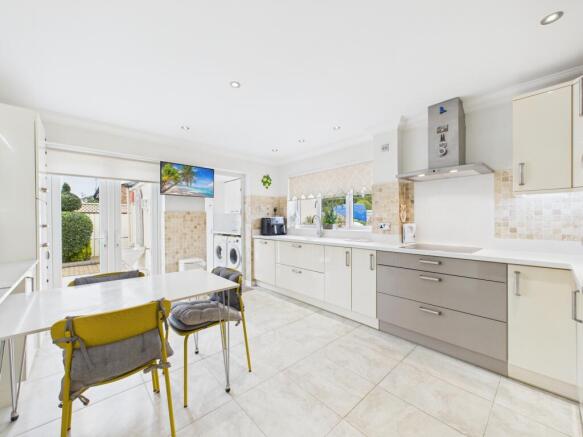 Kitchen/Breakfast Room