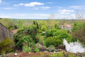 Hi-view, Bayford Hill, Wincanton BA9 9LW