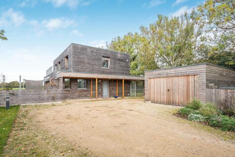 Kennel Lane, Kinsbourne Green, Harpenden, AL5