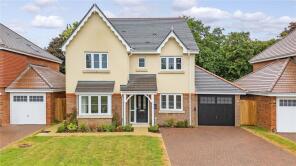34, Castlefield, Preston SG4 7AZ