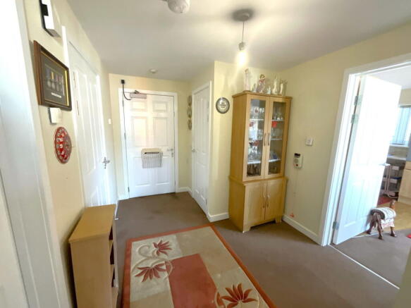 Photo 3