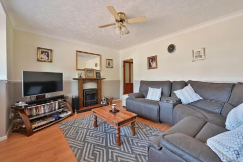 Jordan Close, Watford, WD25