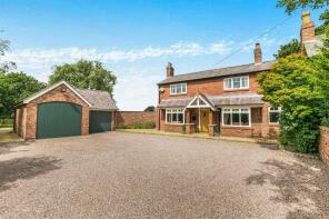 Roselands, Dog Lane, Oldcastle, Malpas SY14 7NF