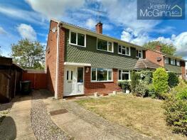 8, Fairwater Crescent, Alcester B49 6QX