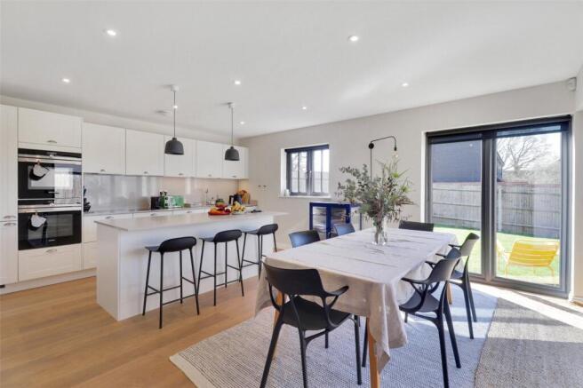 Kitchen/Dining