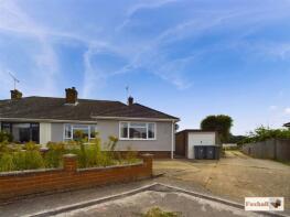 16, Green Crescent, Ipswich IP10 0EA