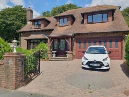 1, Ainsworth Avenue, Brighton BN2 7BG