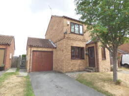 36, Queen Margarets Drive, Byram, Knottingley WF11 9HR